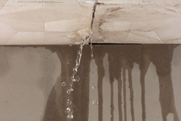 Professional Water Damage Repair technician working in Hampstead, NH
